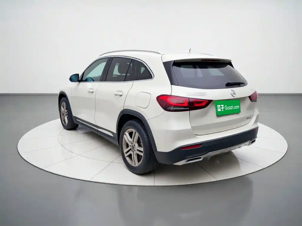 Mercedes-Benz GLA — фото 4