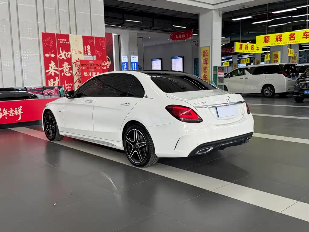Mercedes-Benz C-Class — фото 11