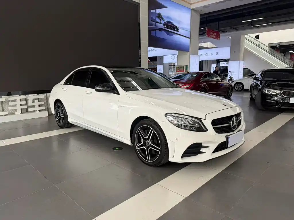 Mercedes-Benz C-Class — фото 3