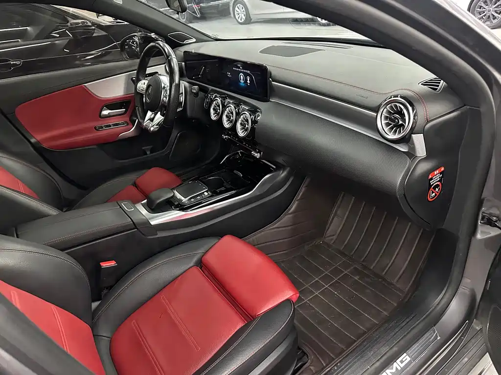 Mercedes-Benz A-Class AMG — фото 2