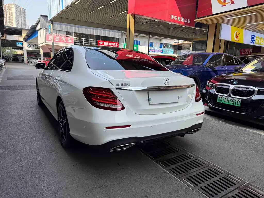 Mercedes-Benz E-Class (Import) — фото 6