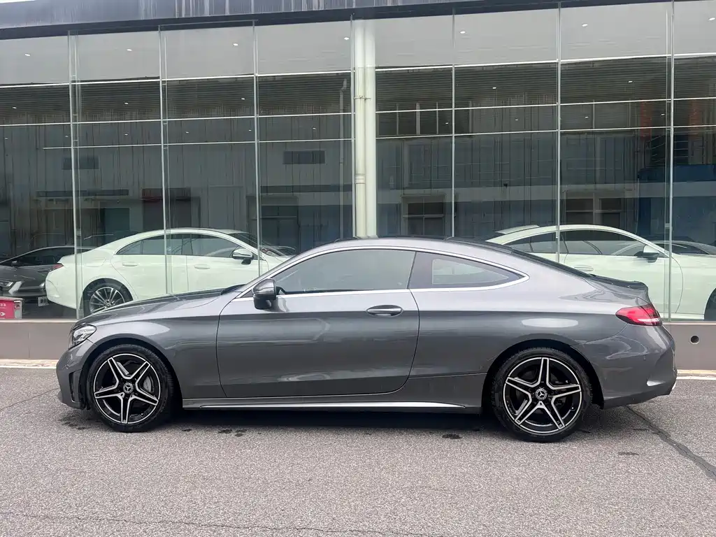 Mercedes-Benz C-Class (Import) — фото 5