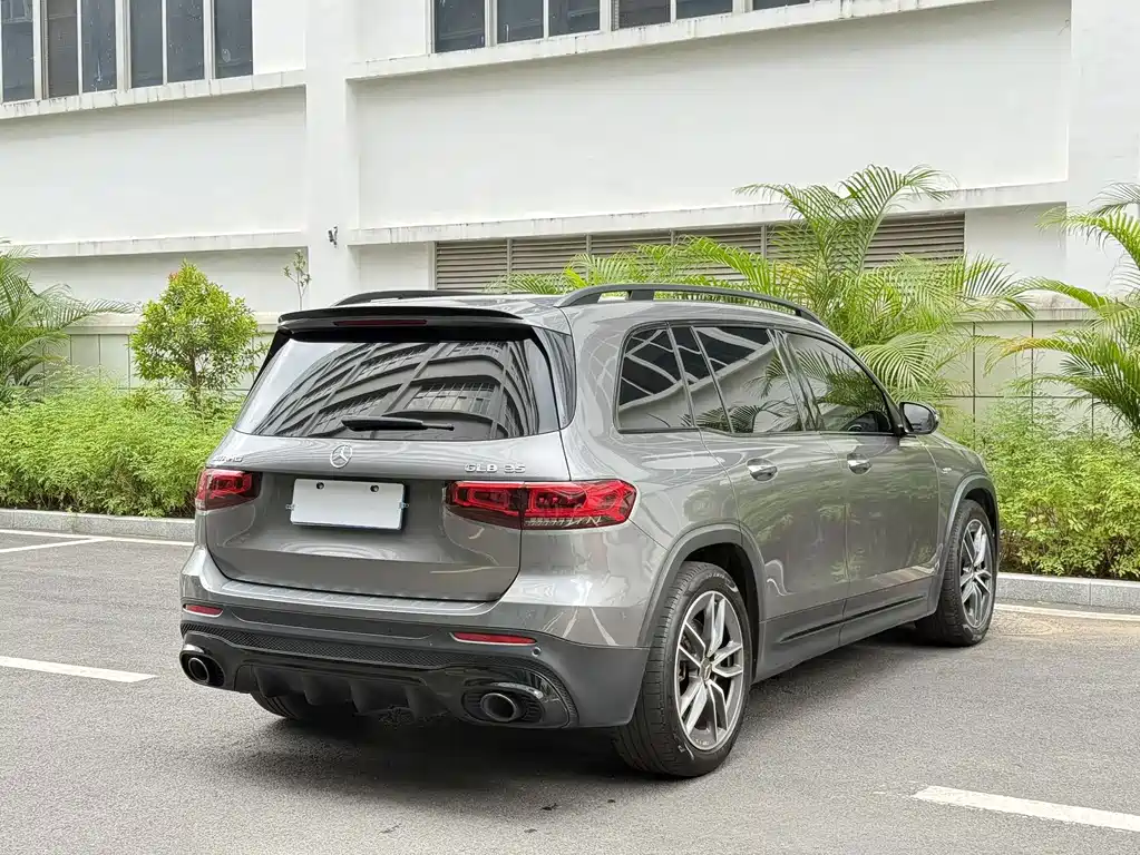 Mercedes-Benz GLB AMG — фото 7