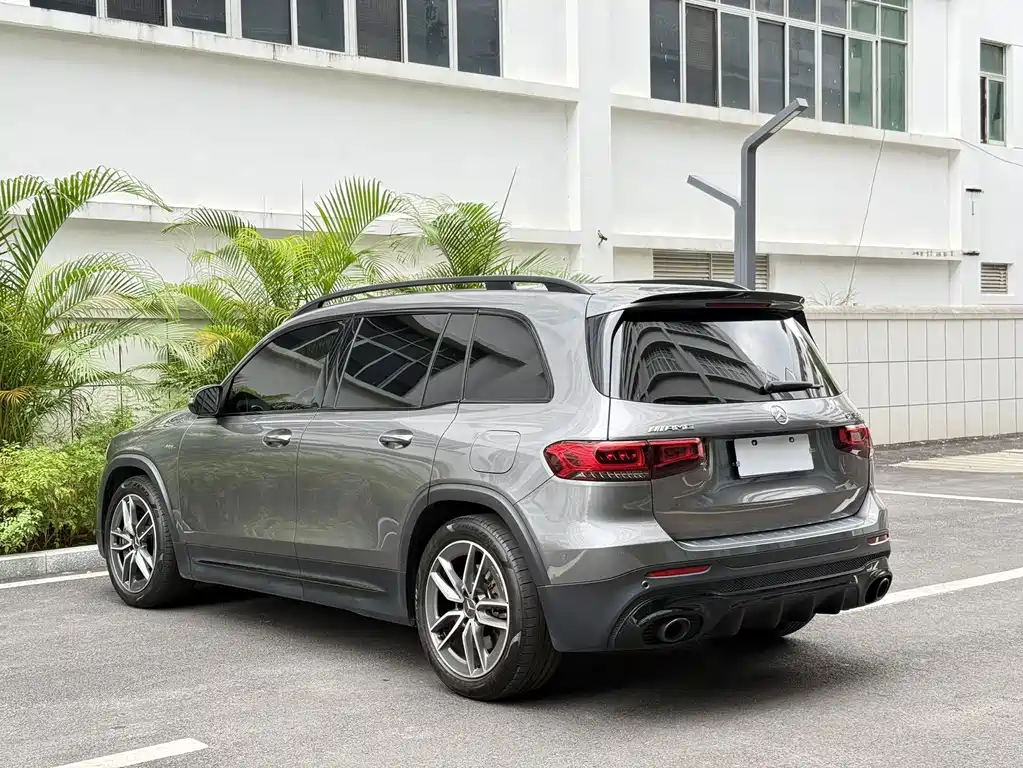 Mercedes-Benz GLB AMG — фото 8