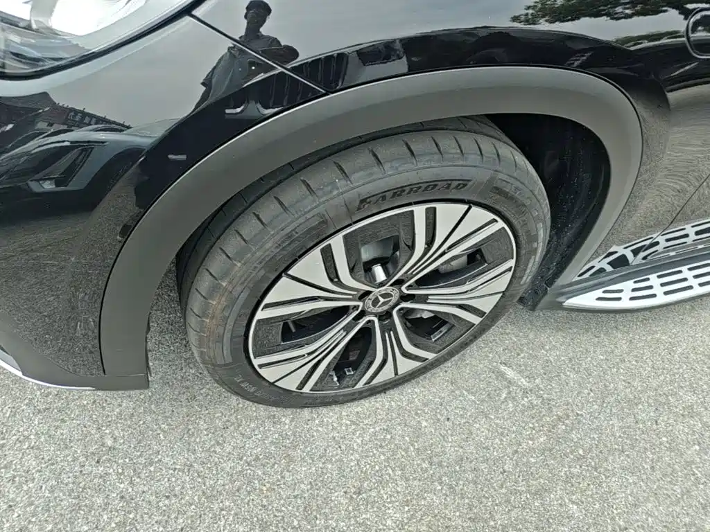 Mercedes-Benz EQE SUV — фото 23