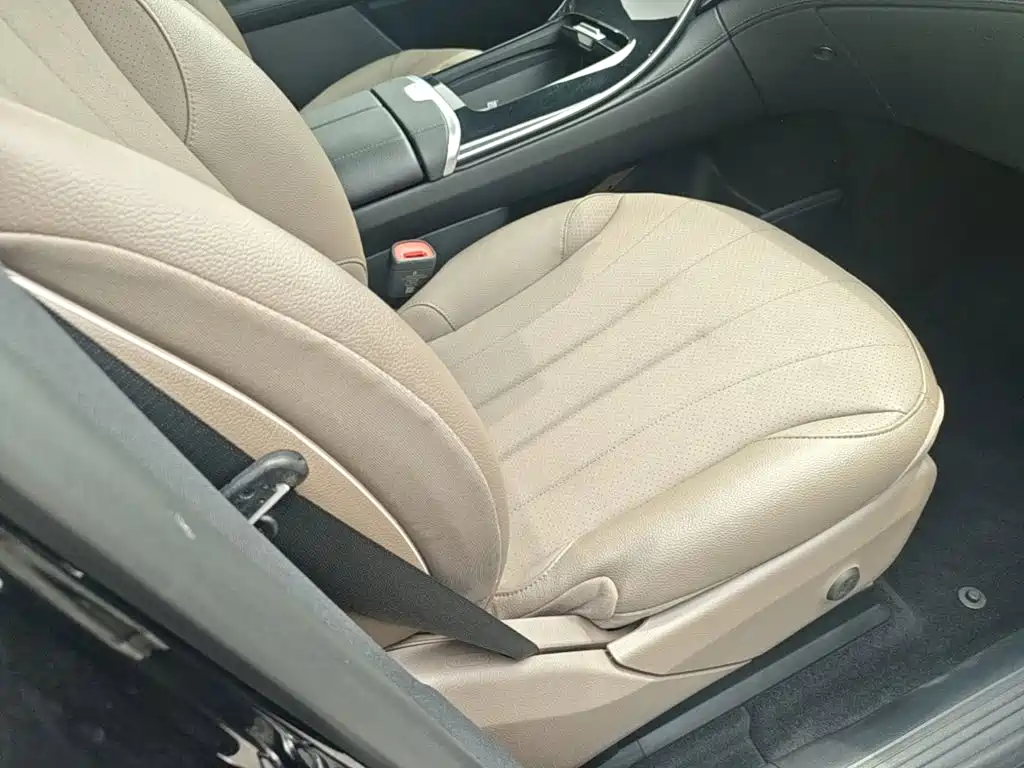 Mercedes-Benz EQE SUV — фото 25