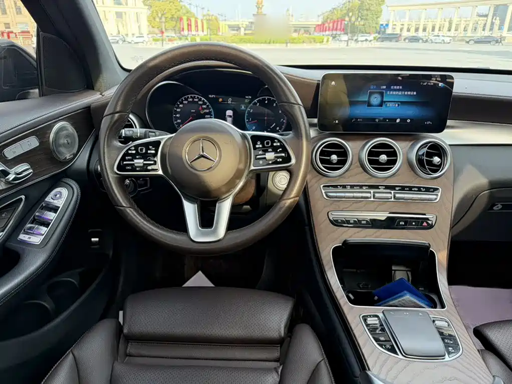 Mercedes-Benz GLC — фото 11