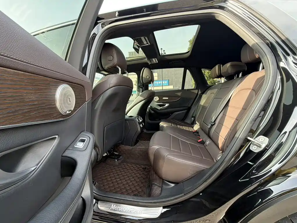 Mercedes-Benz GLC — фото 14