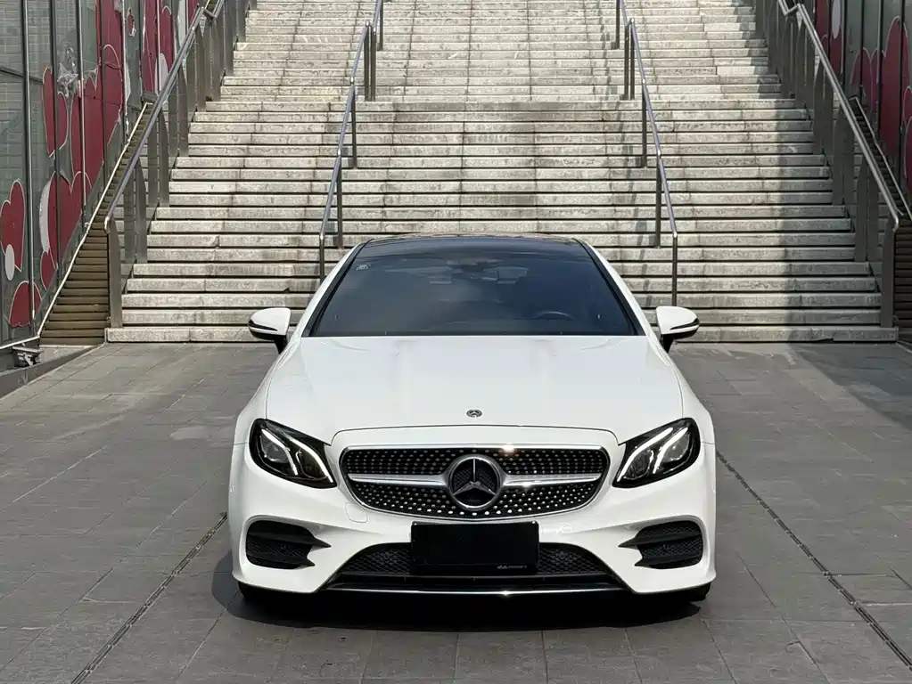 Mercedes-Benz E-Class (Import) — фото 2