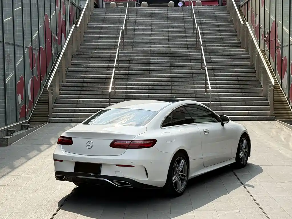 Mercedes-Benz E-Class (Import) — фото 13