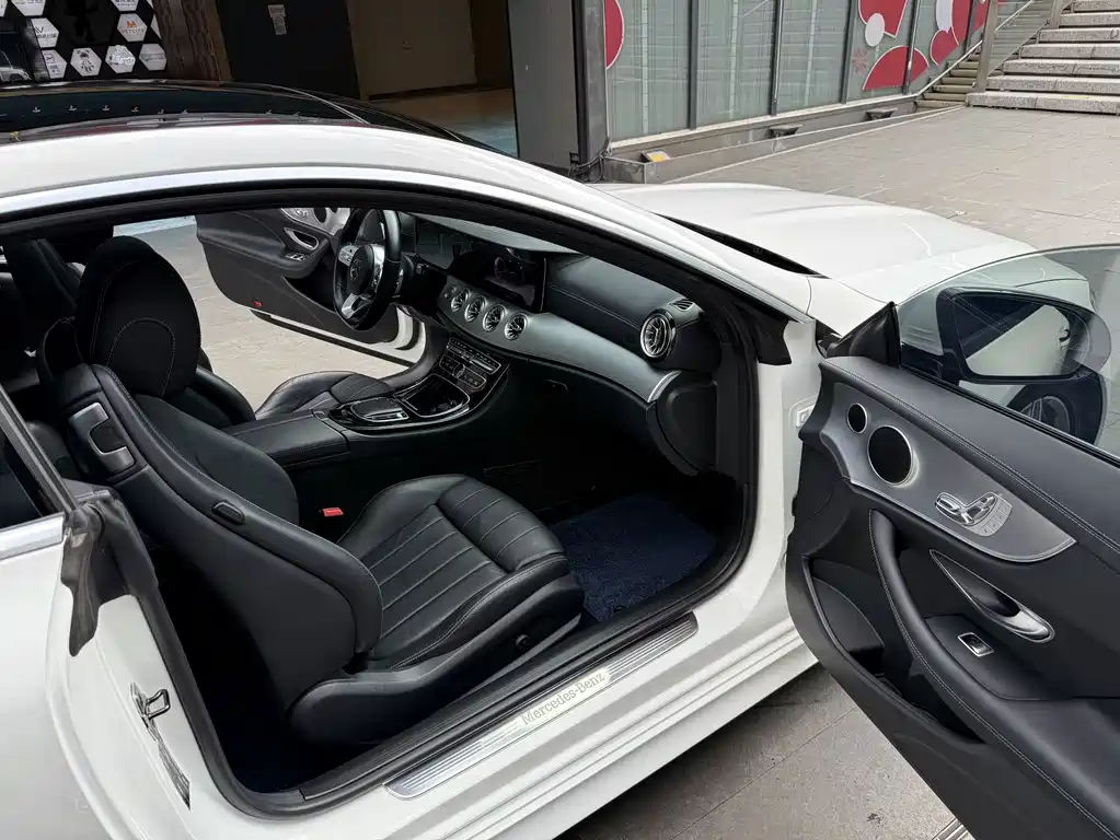 Mercedes-Benz E-Class (Import) — фото 8