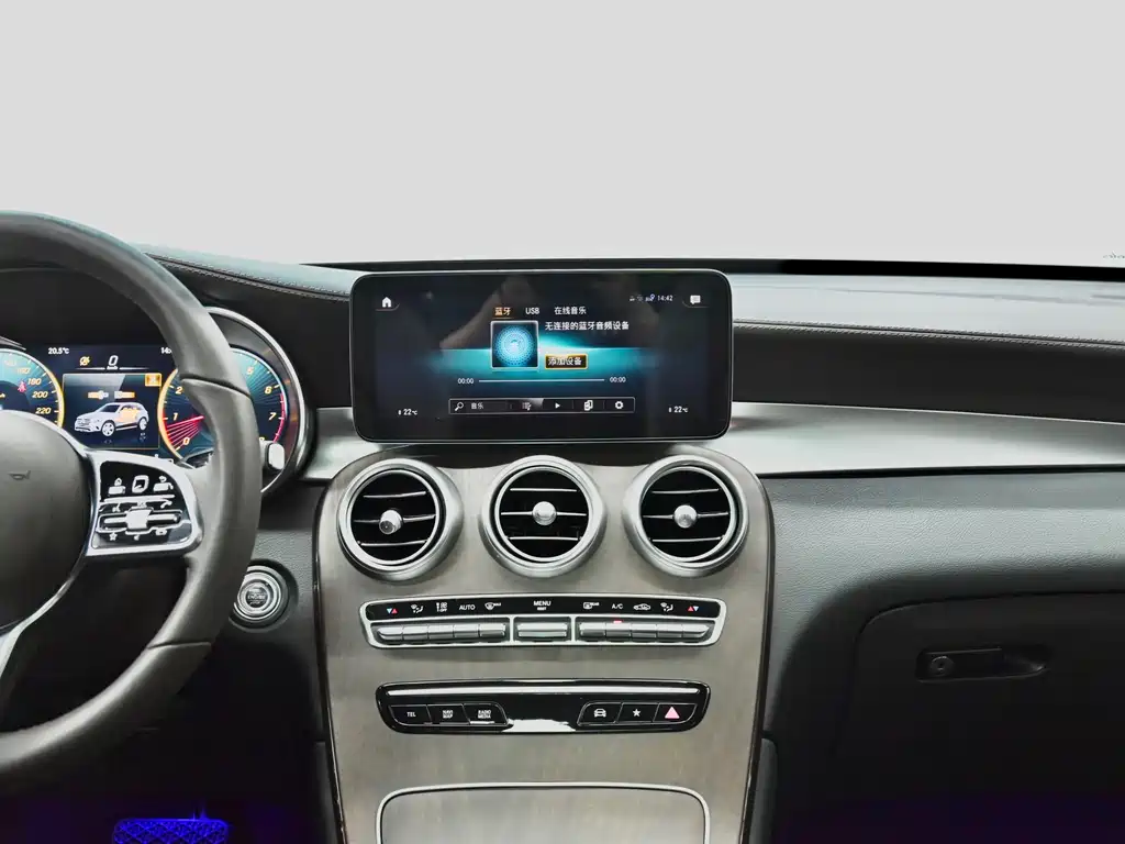 Mercedes-Benz GLC — фото 11