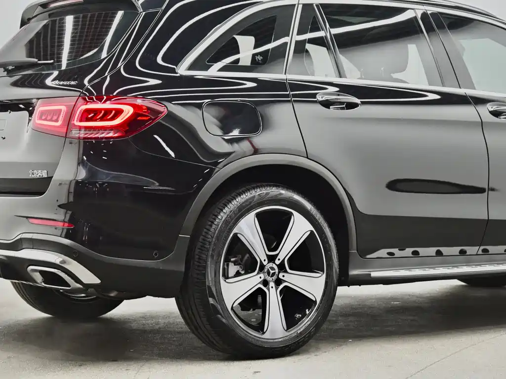 Mercedes-Benz GLC — фото 31