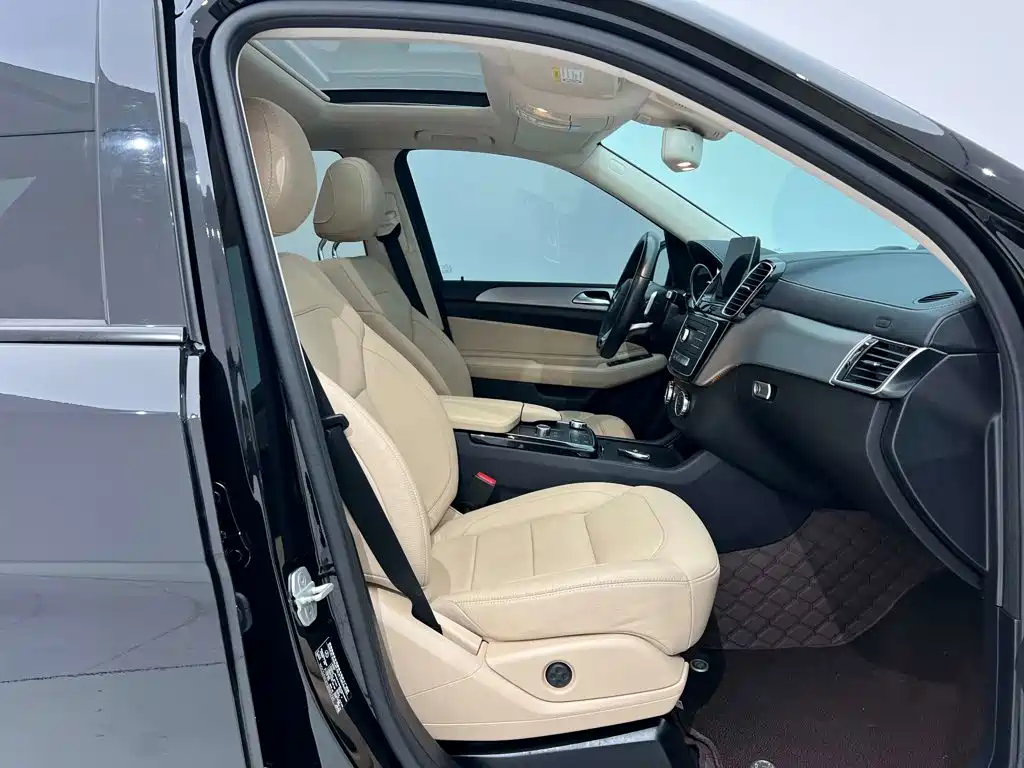 Mercedes-Benz GLE AMG — фото 20