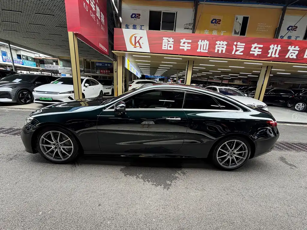 Mercedes-Benz E-Class (Import) — фото 2
