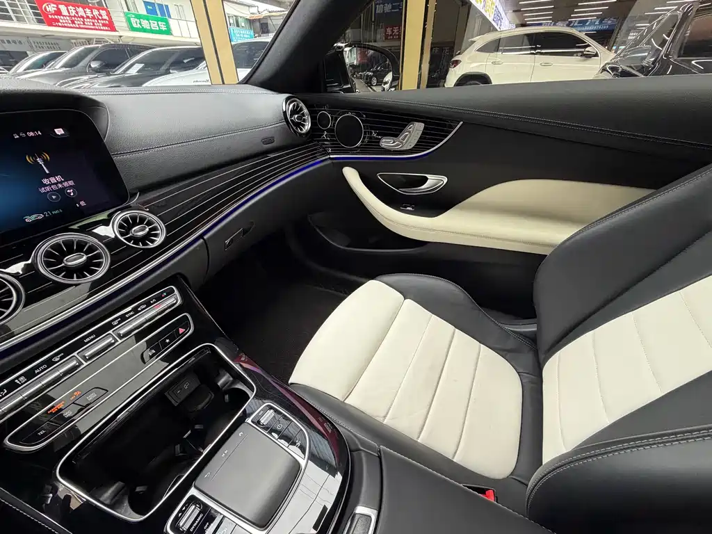 Mercedes-Benz E-Class (Import) — фото 23