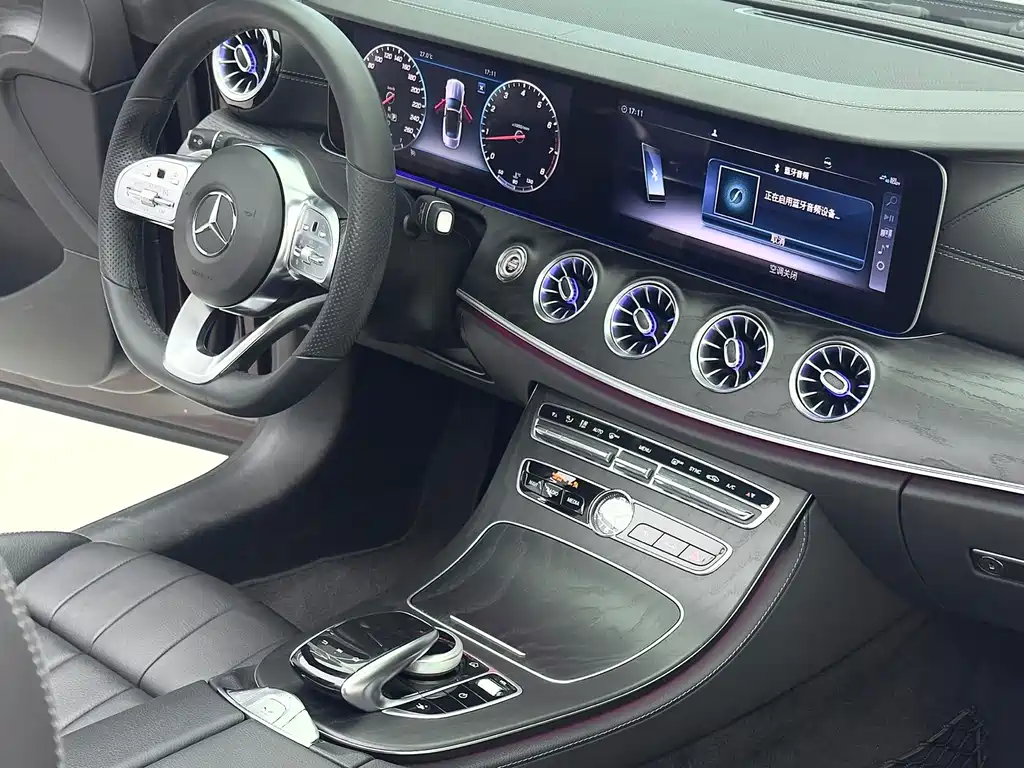 Mercedes-Benz E-Class (Import) — фото 14