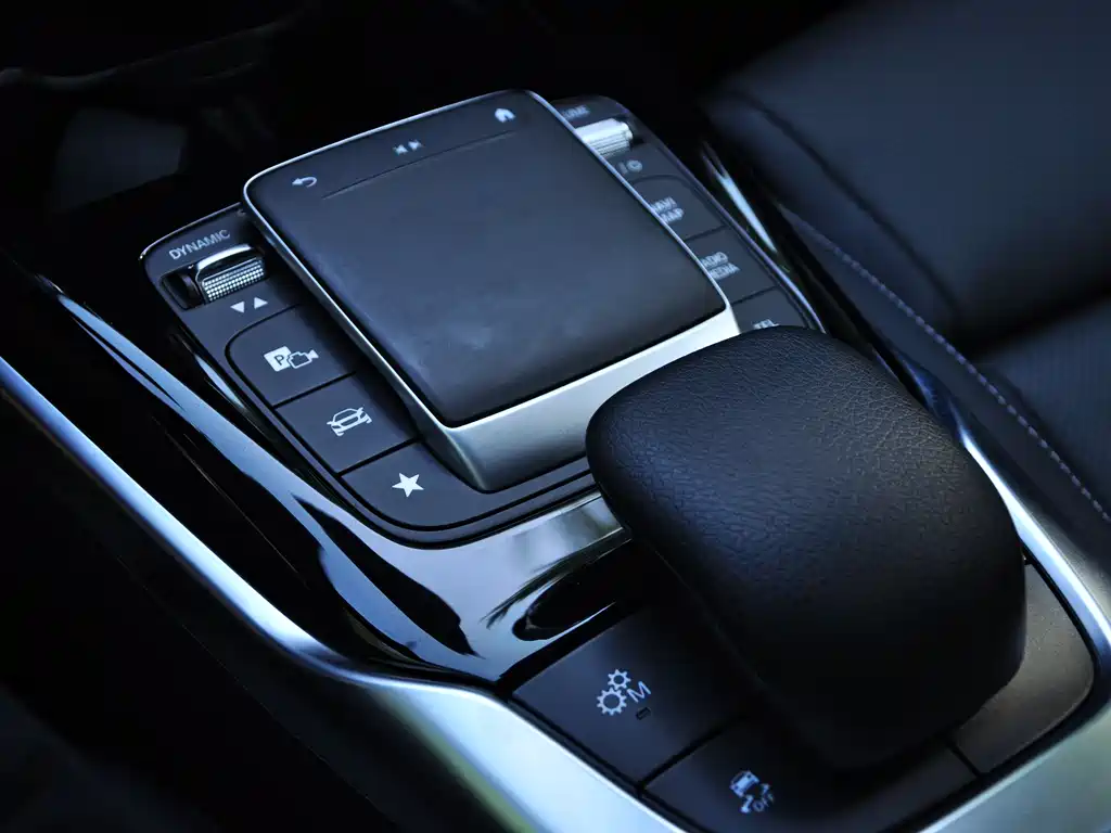 Mercedes-Benz CLA AMG — фото 11