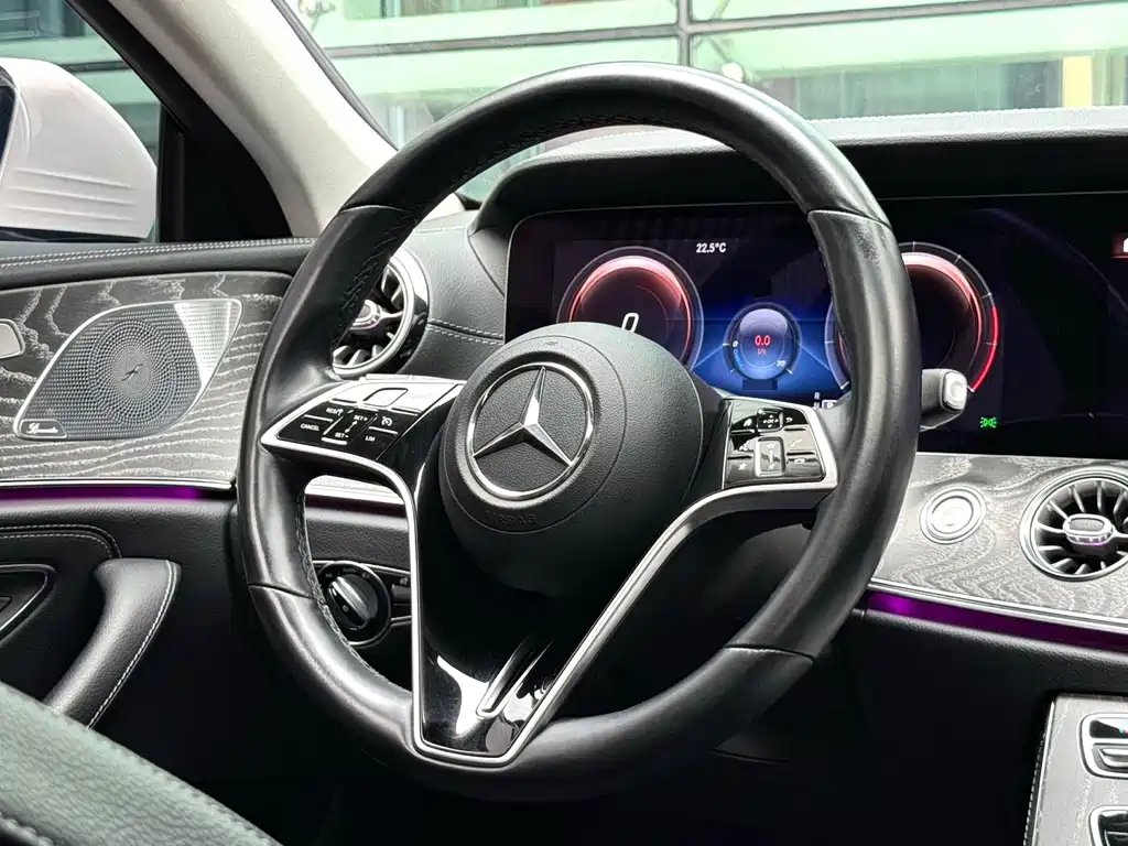 Mercedes-Benz CLS — фото 8