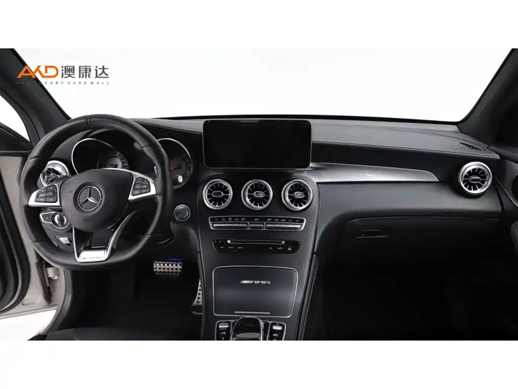 Mercedes-Benz GLC AMG — фото 5