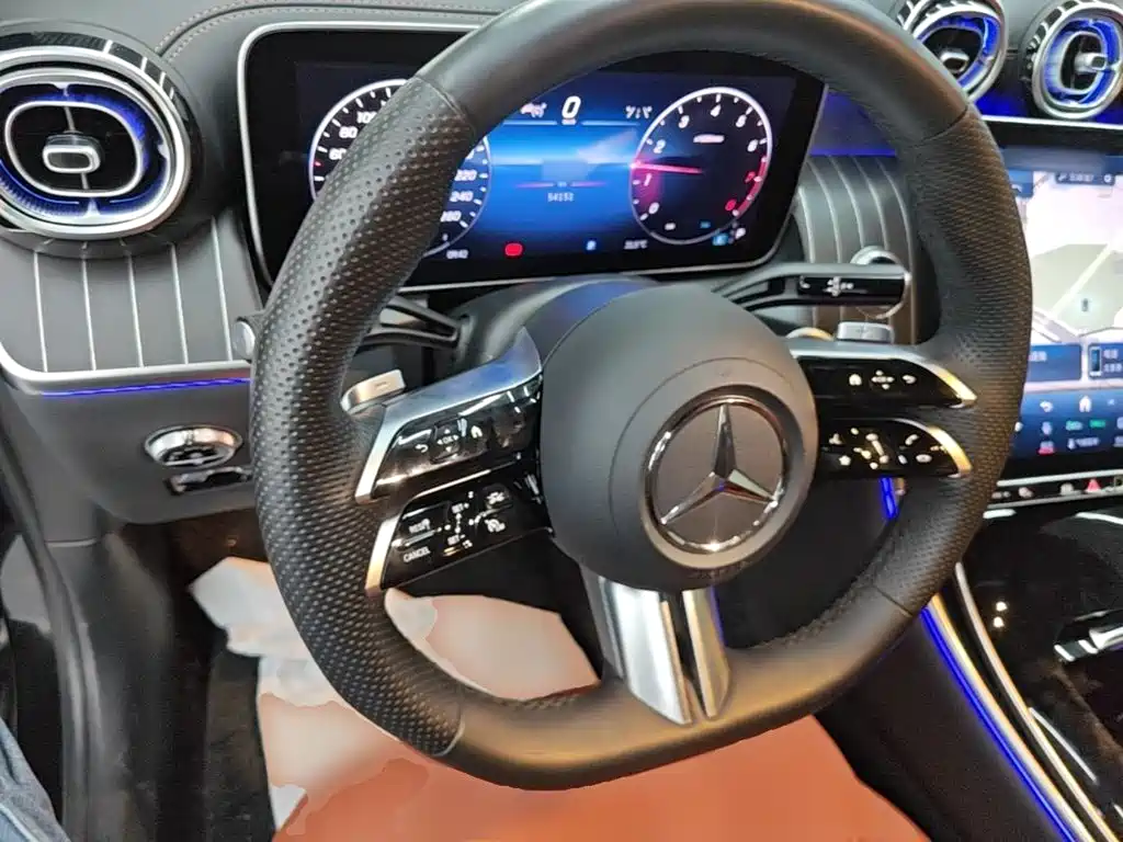 Mercedes-Benz GLC — фото 11