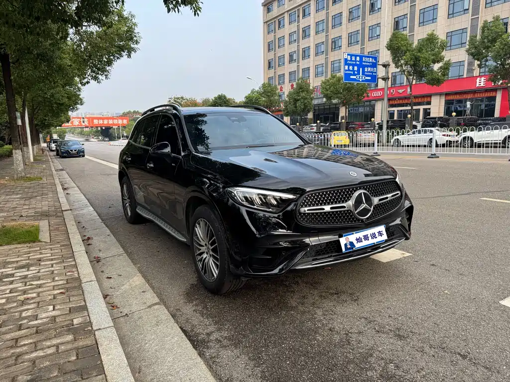 Mercedes-Benz GLC — фото 3