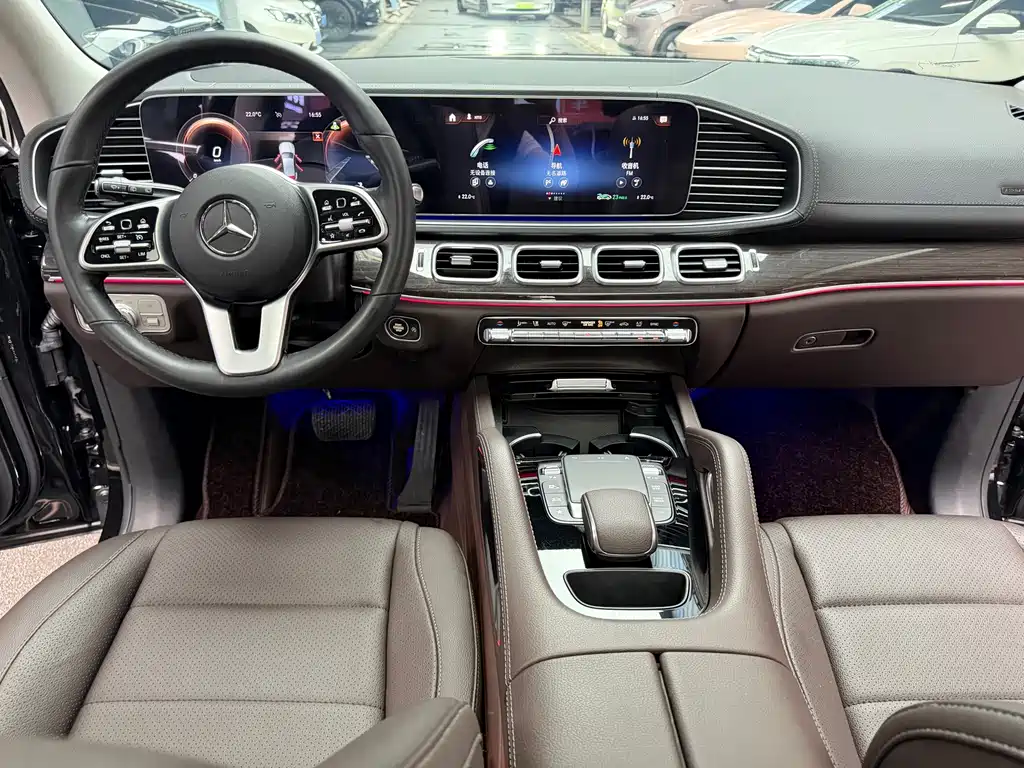 Mercedes-Benz GLE (Import) — фото 18