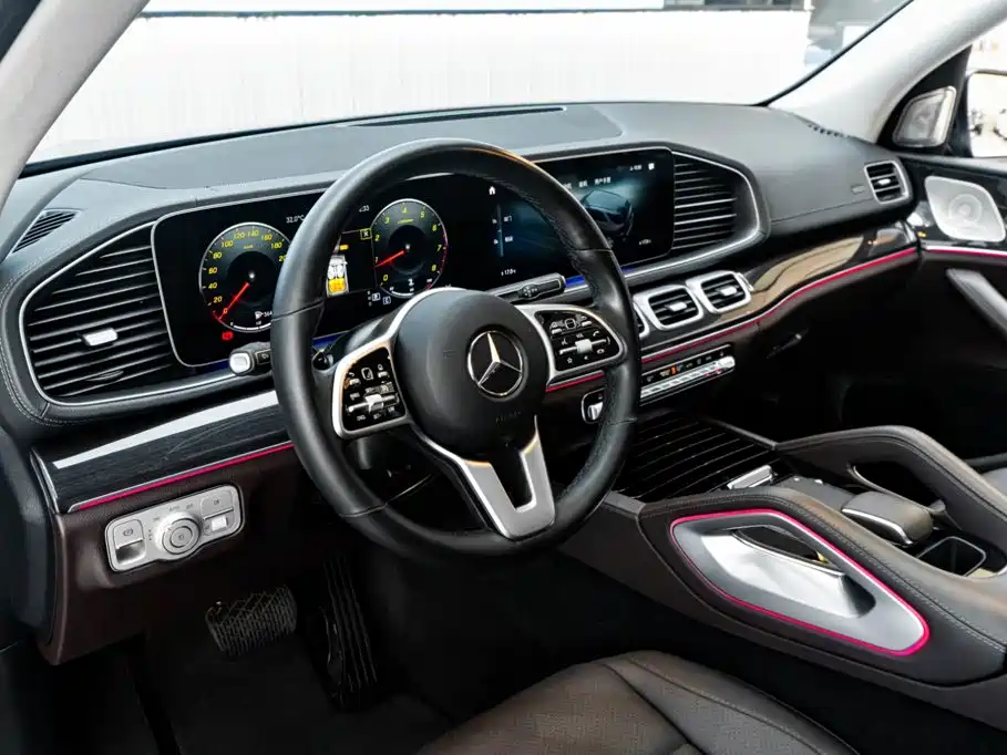 Mercedes-Benz GLE (Import) — фото 25