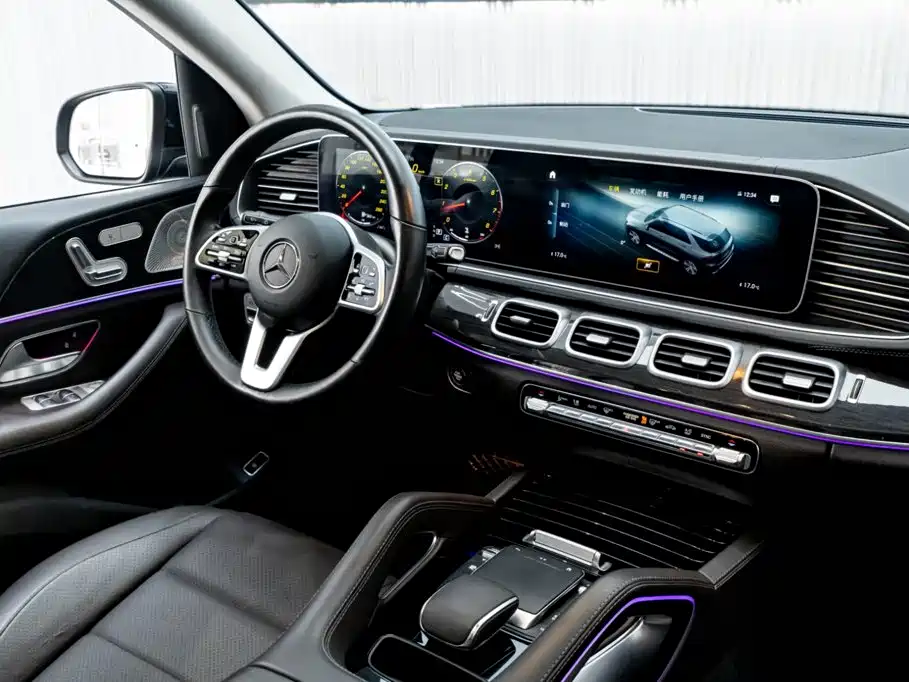 Mercedes-Benz GLE (Import) — фото 26