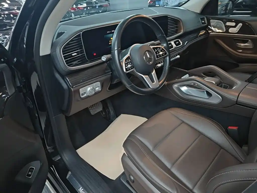 Mercedes-Benz GLE (Import) — фото 15