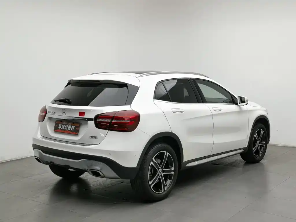 Mercedes-Benz GLA — фото 2