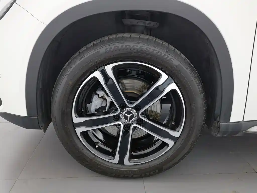 Mercedes-Benz GLA — фото 17