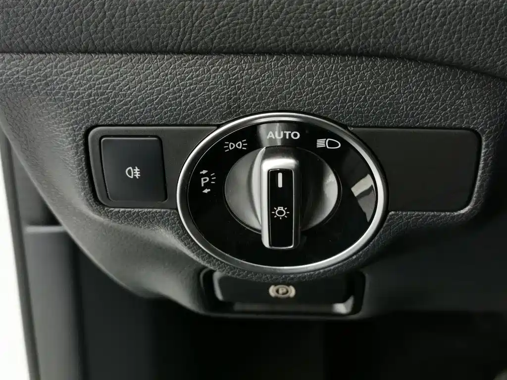 Mercedes-Benz GLA — фото 21