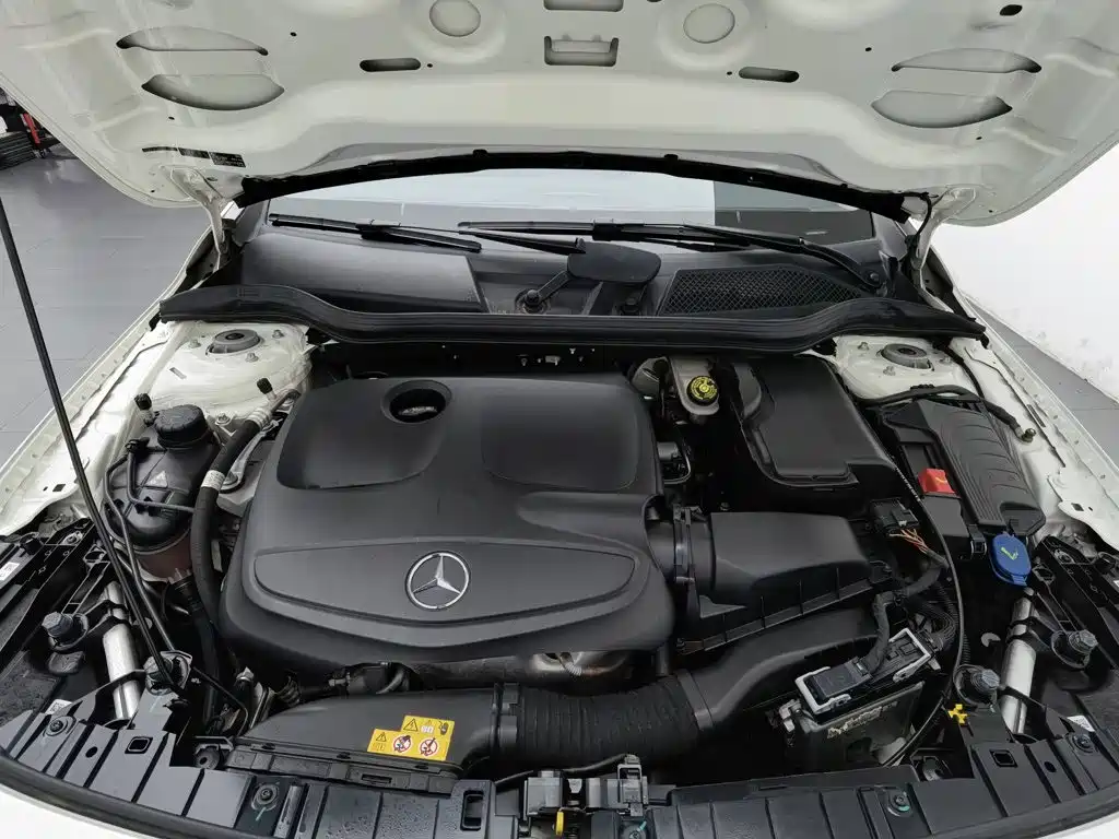 Mercedes-Benz GLA — фото 6