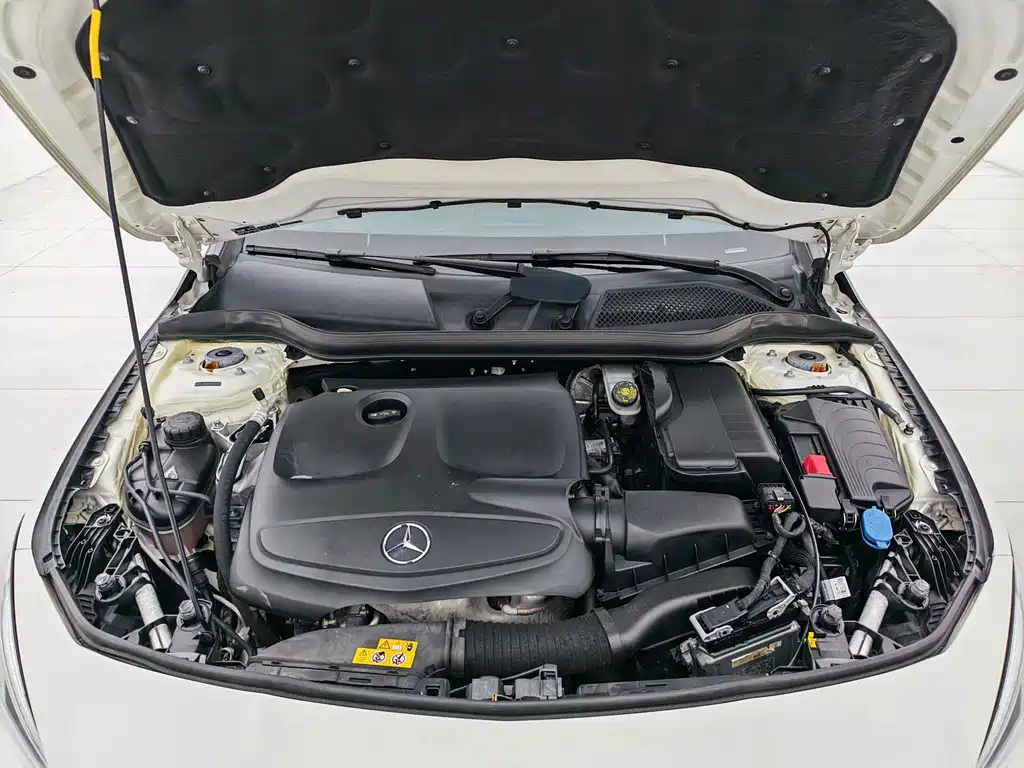 Mercedes-Benz CLA (Import) — фото 14