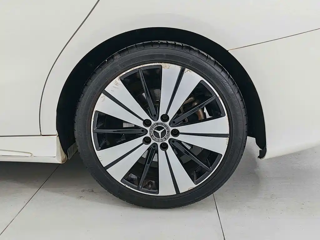 Mercedes-Benz CLA (Import) — фото 19