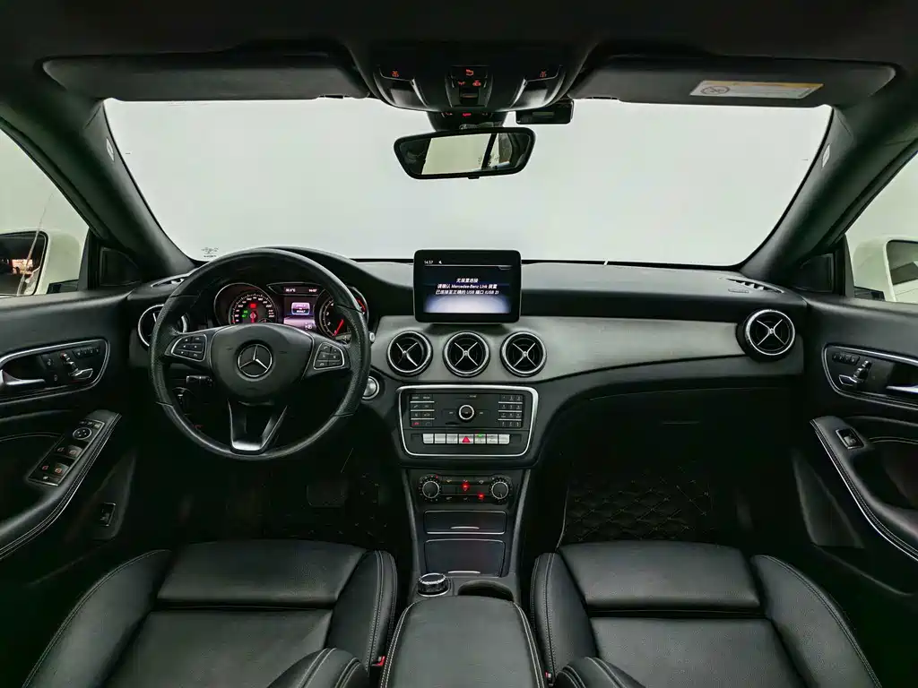 Mercedes-Benz CLA (Import) — фото 23