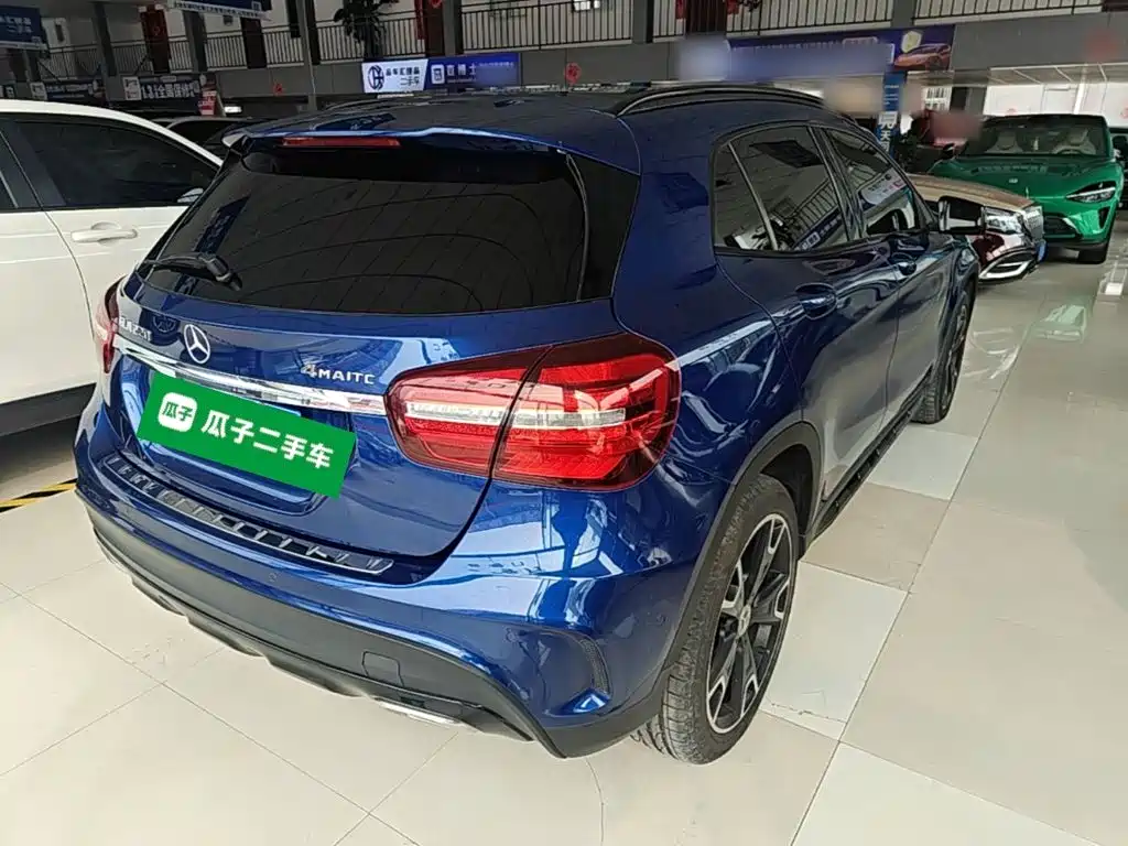 Mercedes-Benz GLA — фото 7