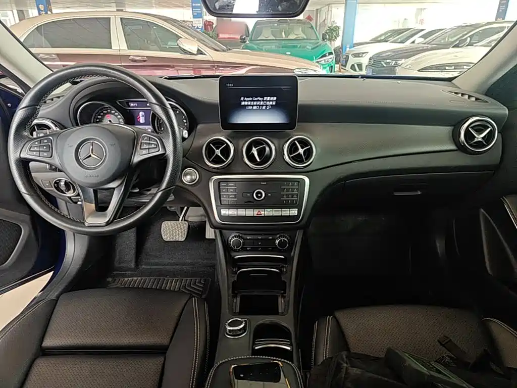 Mercedes-Benz GLA — фото 10