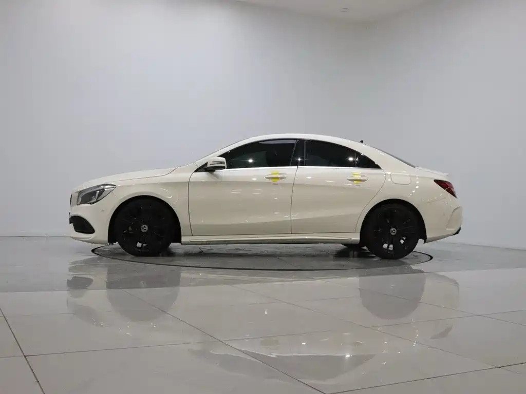 Mercedes-Benz CLA (Import) — фото 8