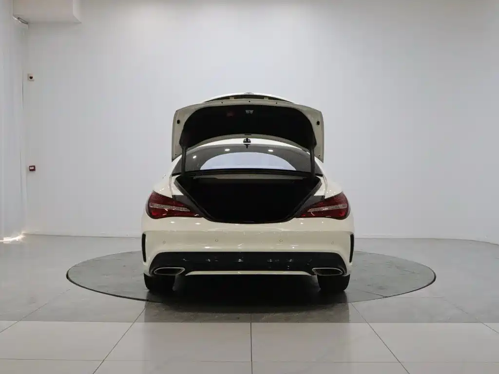 Mercedes-Benz CLA (Import) — фото 9