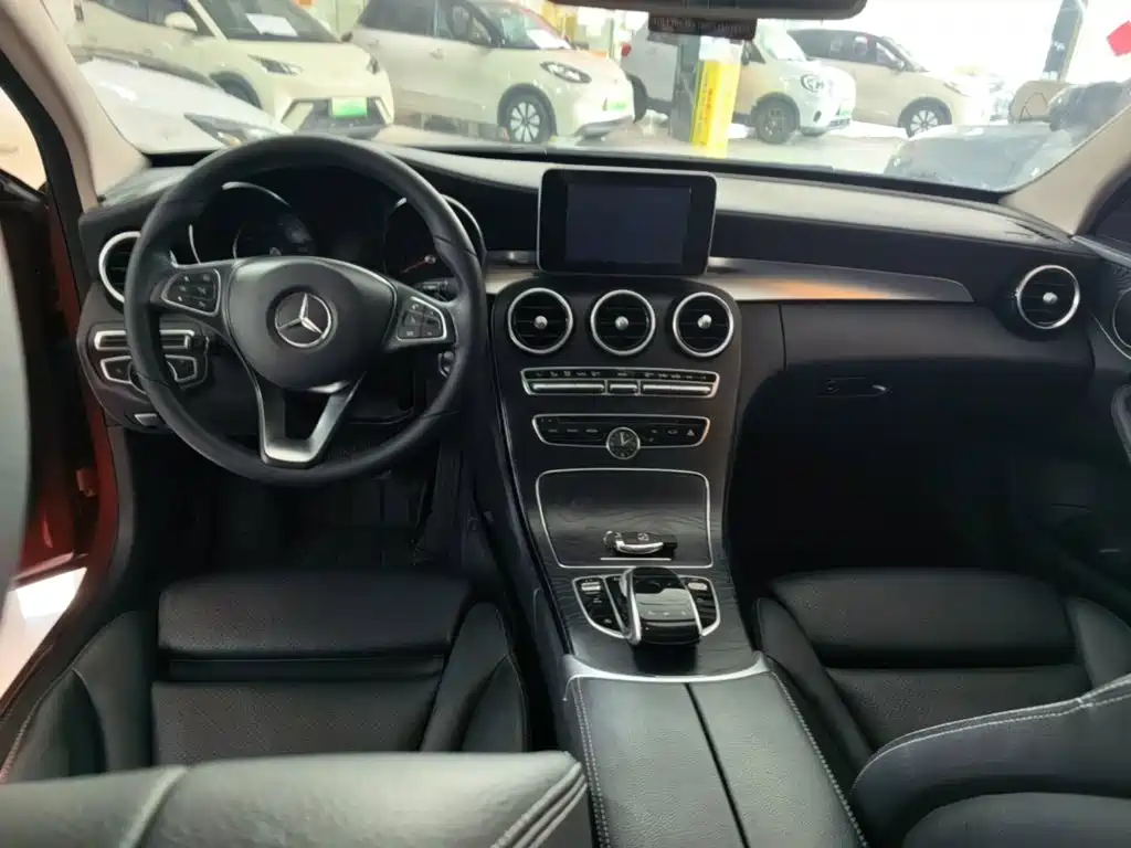 Mercedes-Benz C-Class — фото 10