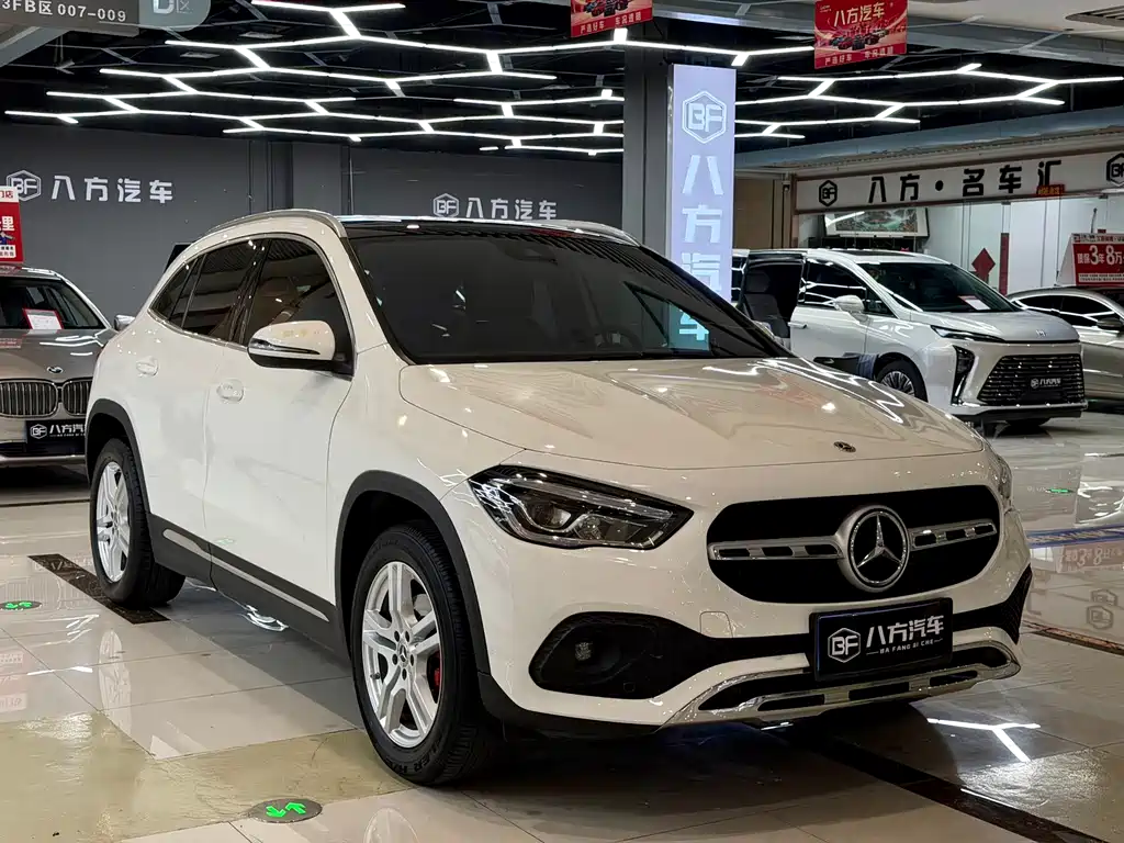 Mercedes-Benz GLA — фото 3