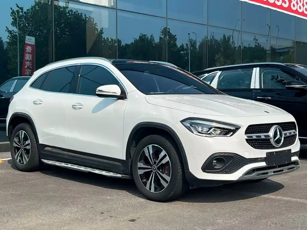 Mercedes-Benz GLA — фото 3
