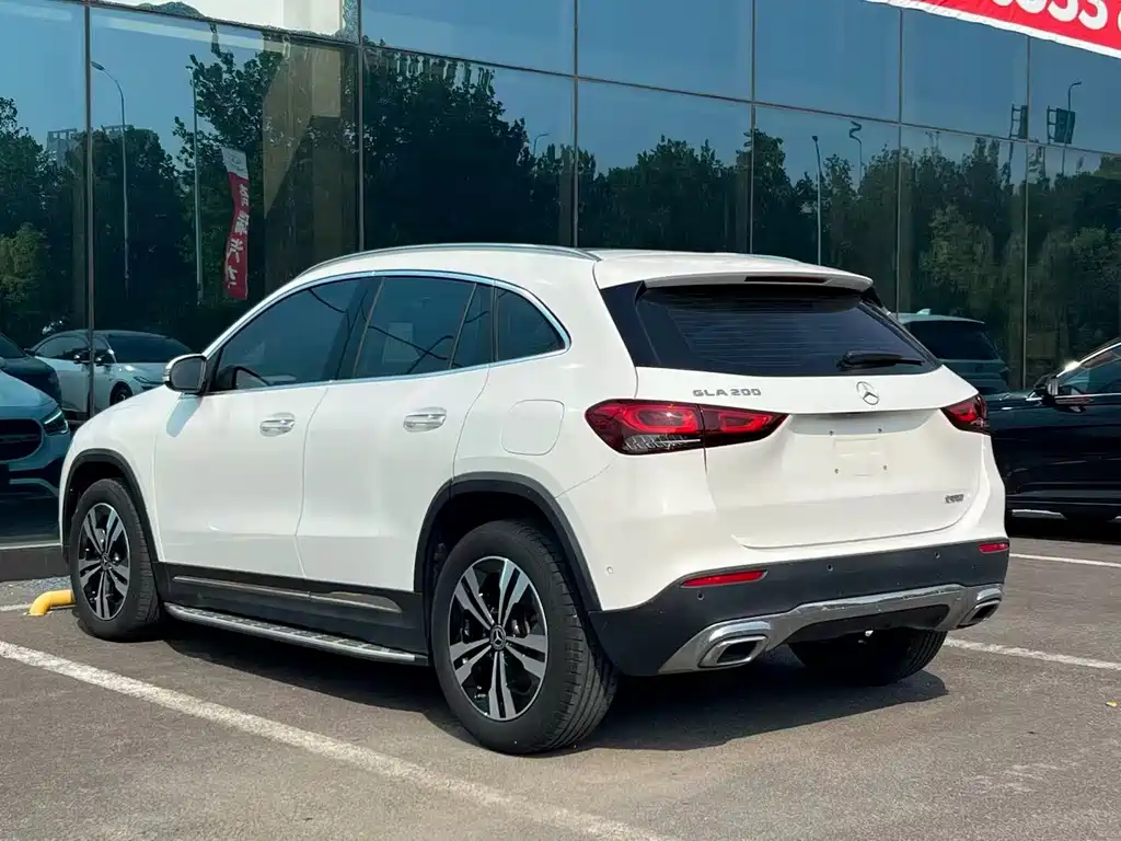 Mercedes-Benz GLA — фото 4