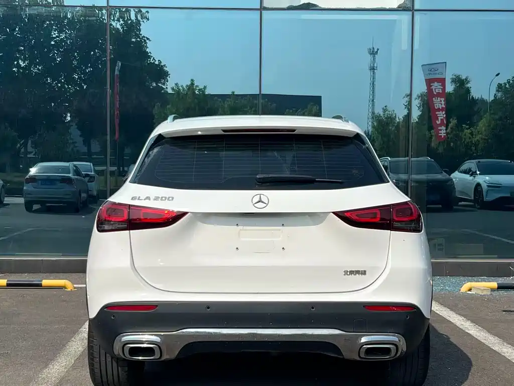 Mercedes-Benz GLA — фото 5
