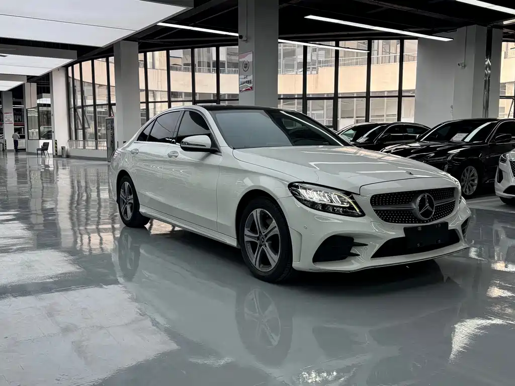 Mercedes-Benz C-Class — фото 3
