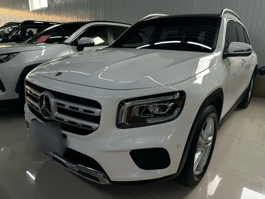 Mercedes-Benz GLB — фото 2