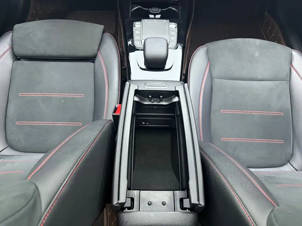 Mercedes-Benz CLA (Import) — фото 13