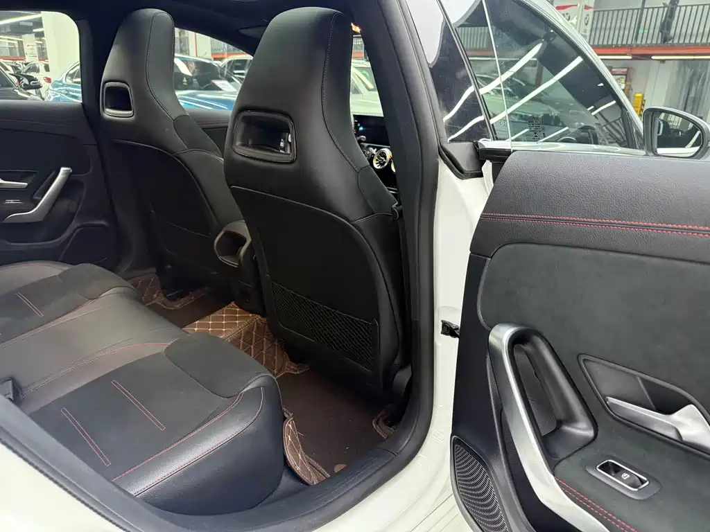 Mercedes-Benz CLA (Import) — фото 18